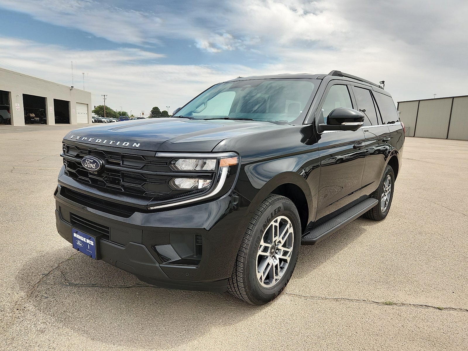 2026 Ford Expedition Active