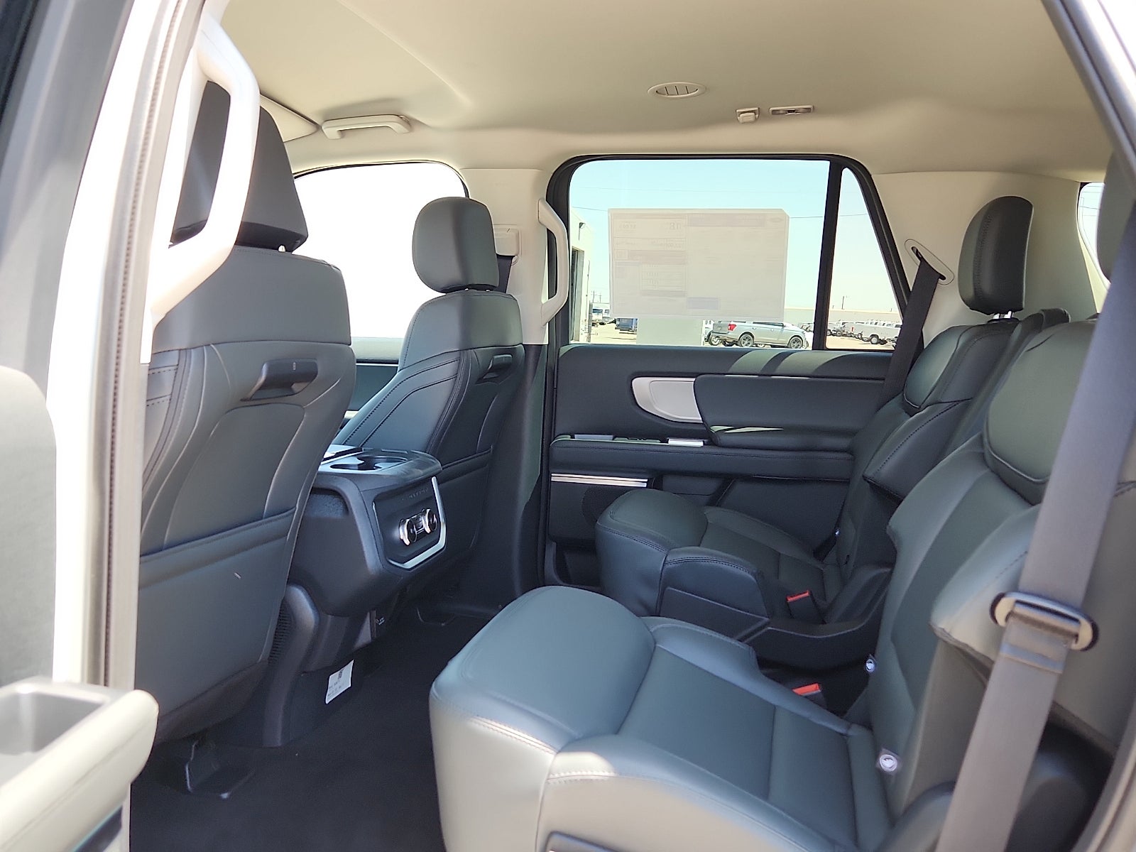 2027 Ford Expedition Active