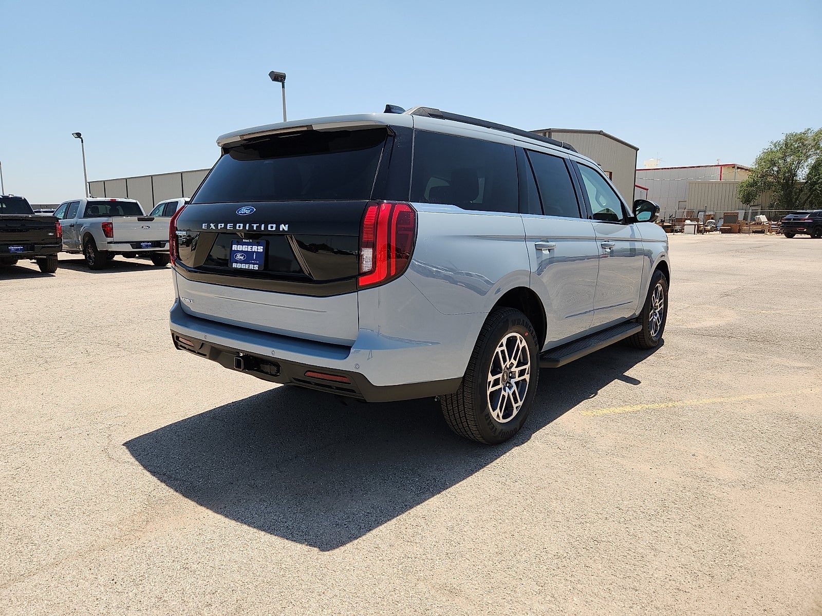 2026 Ford Expedition Active