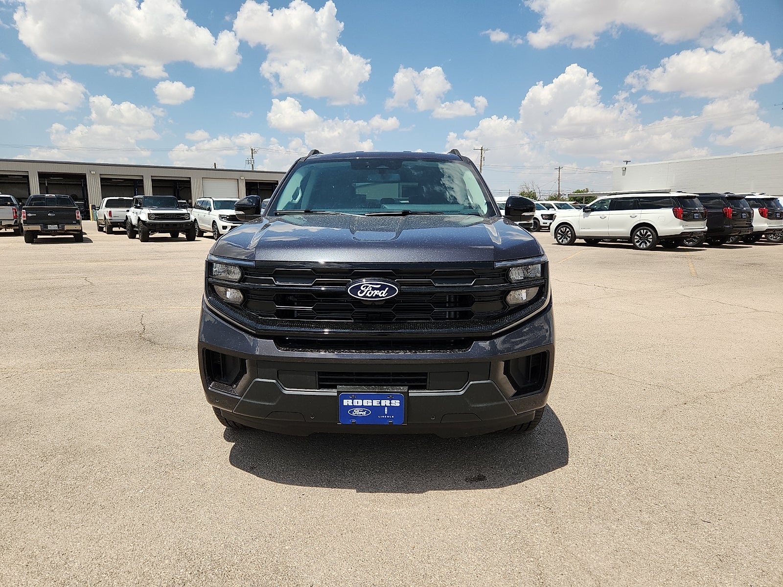 2027 Ford Expedition Active