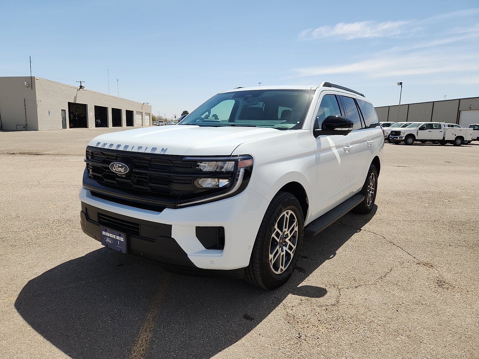 2025 Ford Expedition Active