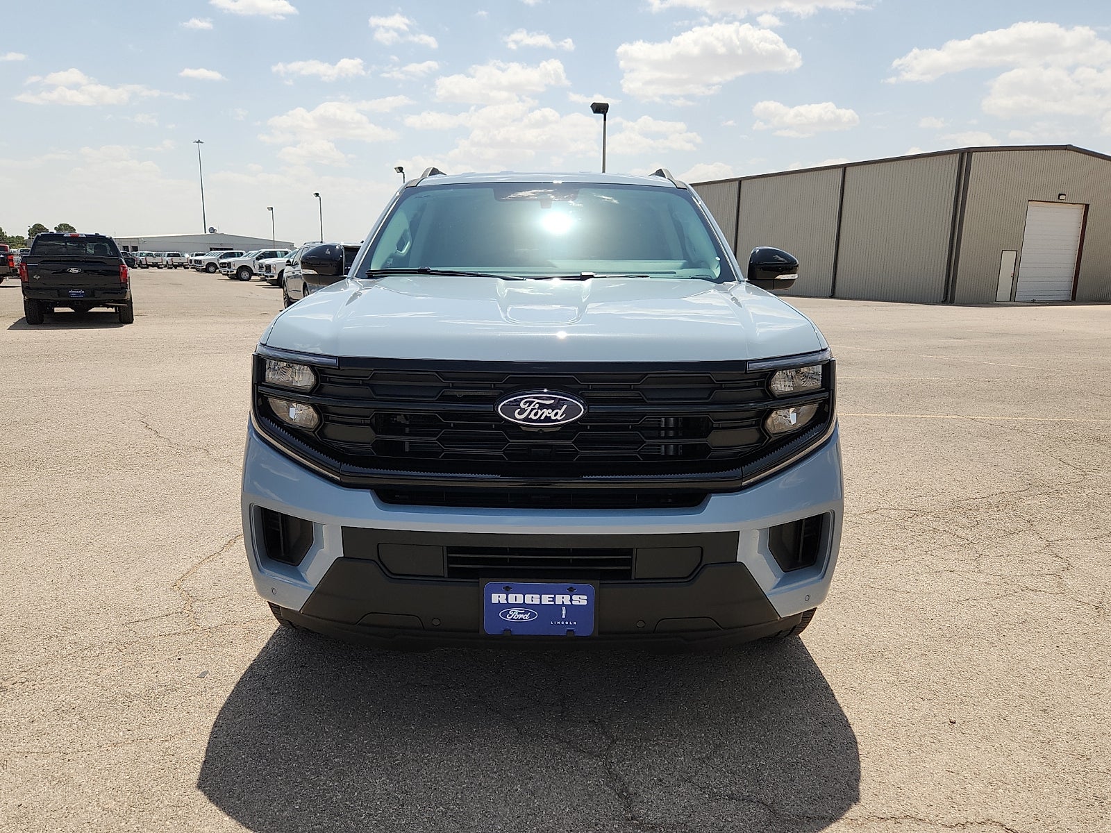 2027 Ford Expedition Active