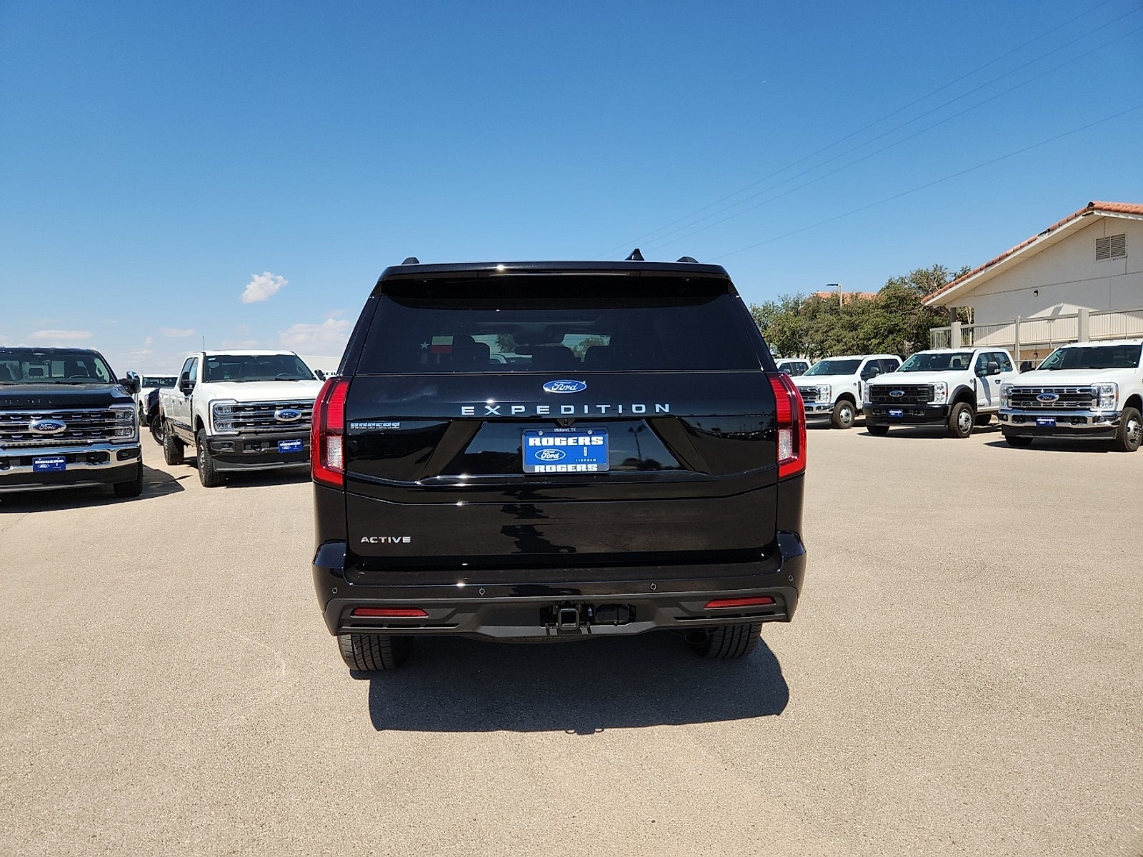 2025 Ford Expedition Active