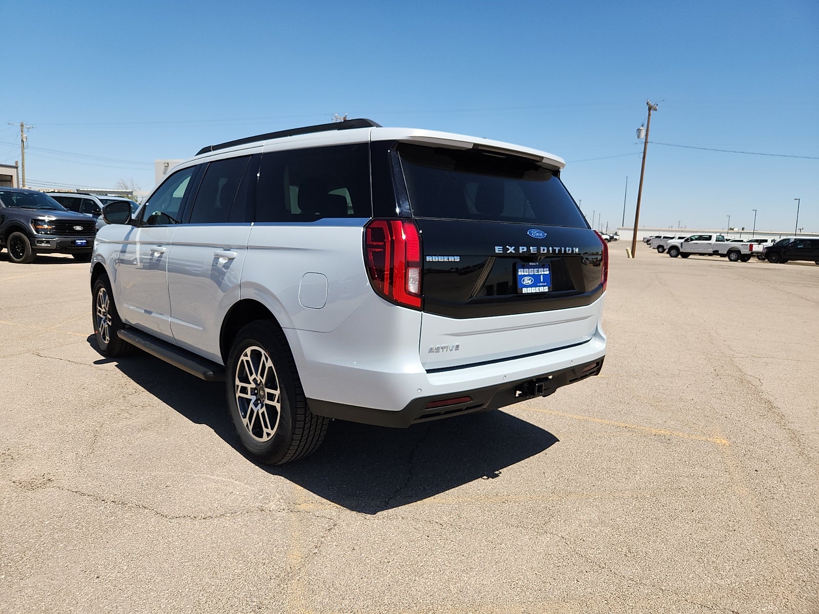 2026 Ford Expedition Active
