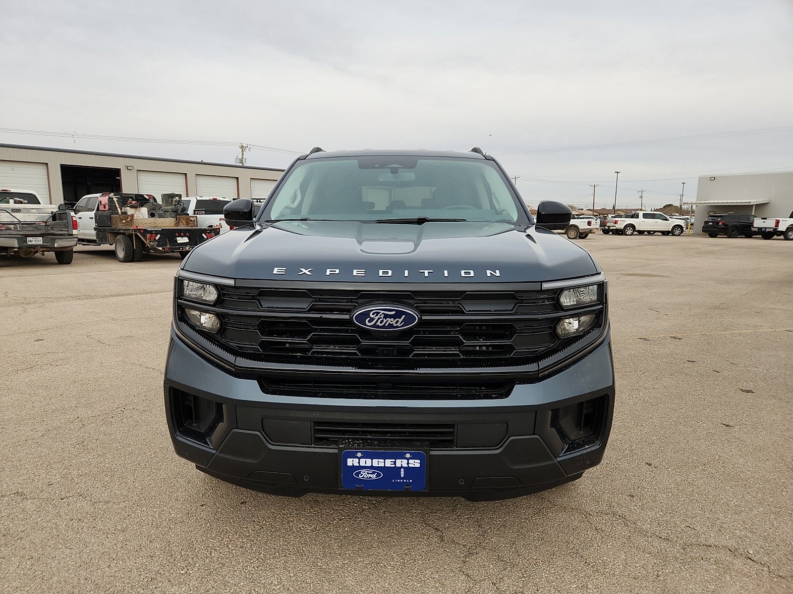 2026 Ford Expedition Active