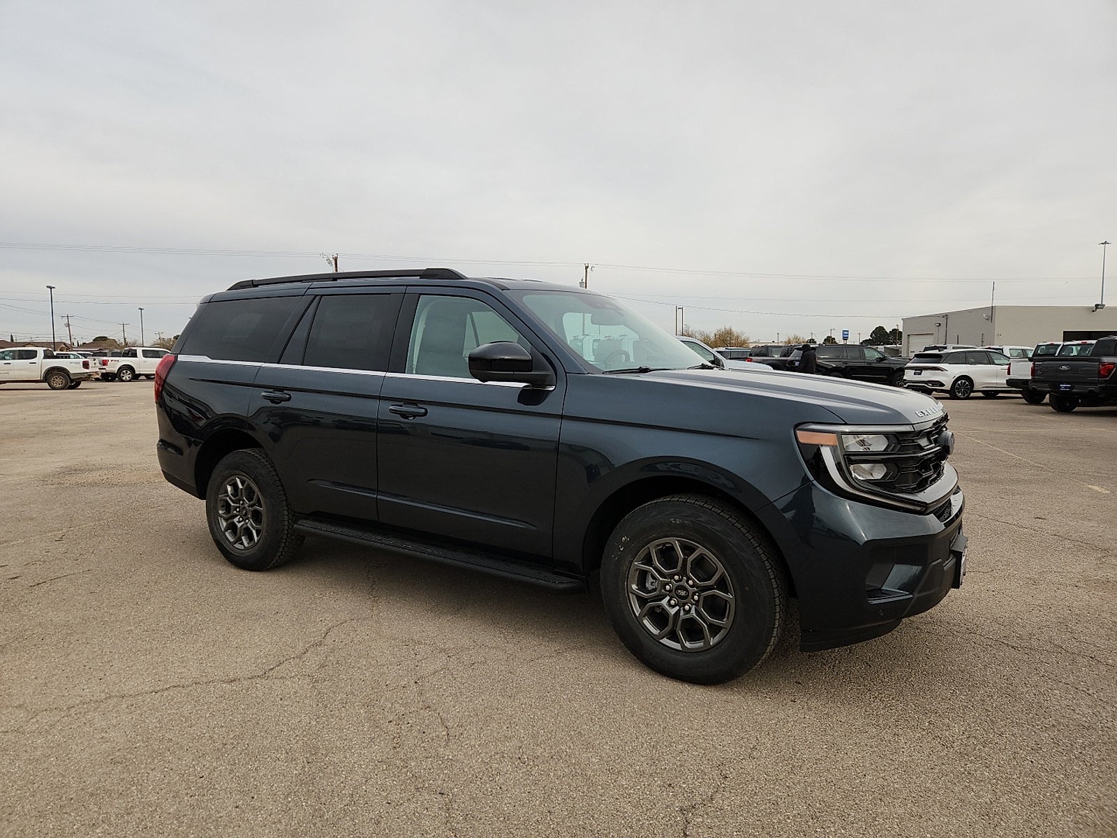 2026 Ford Expedition Active