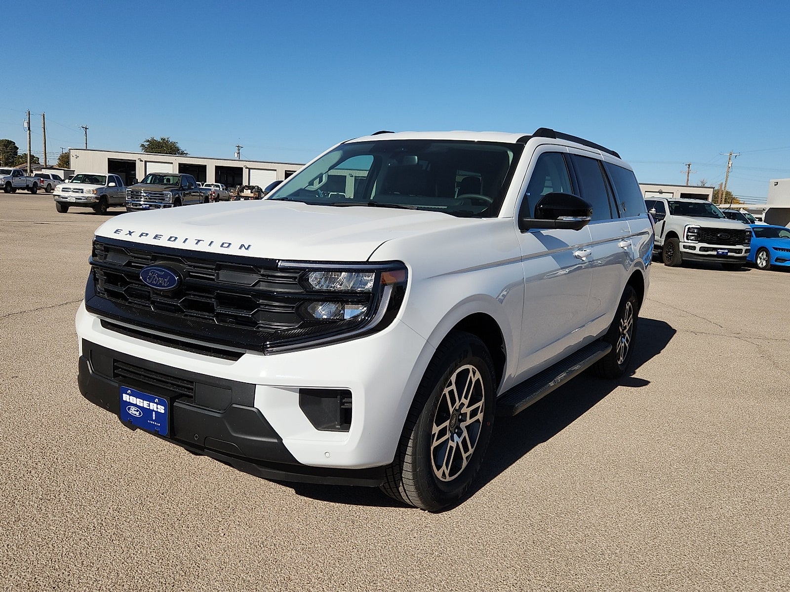 2026 Ford Expedition Active