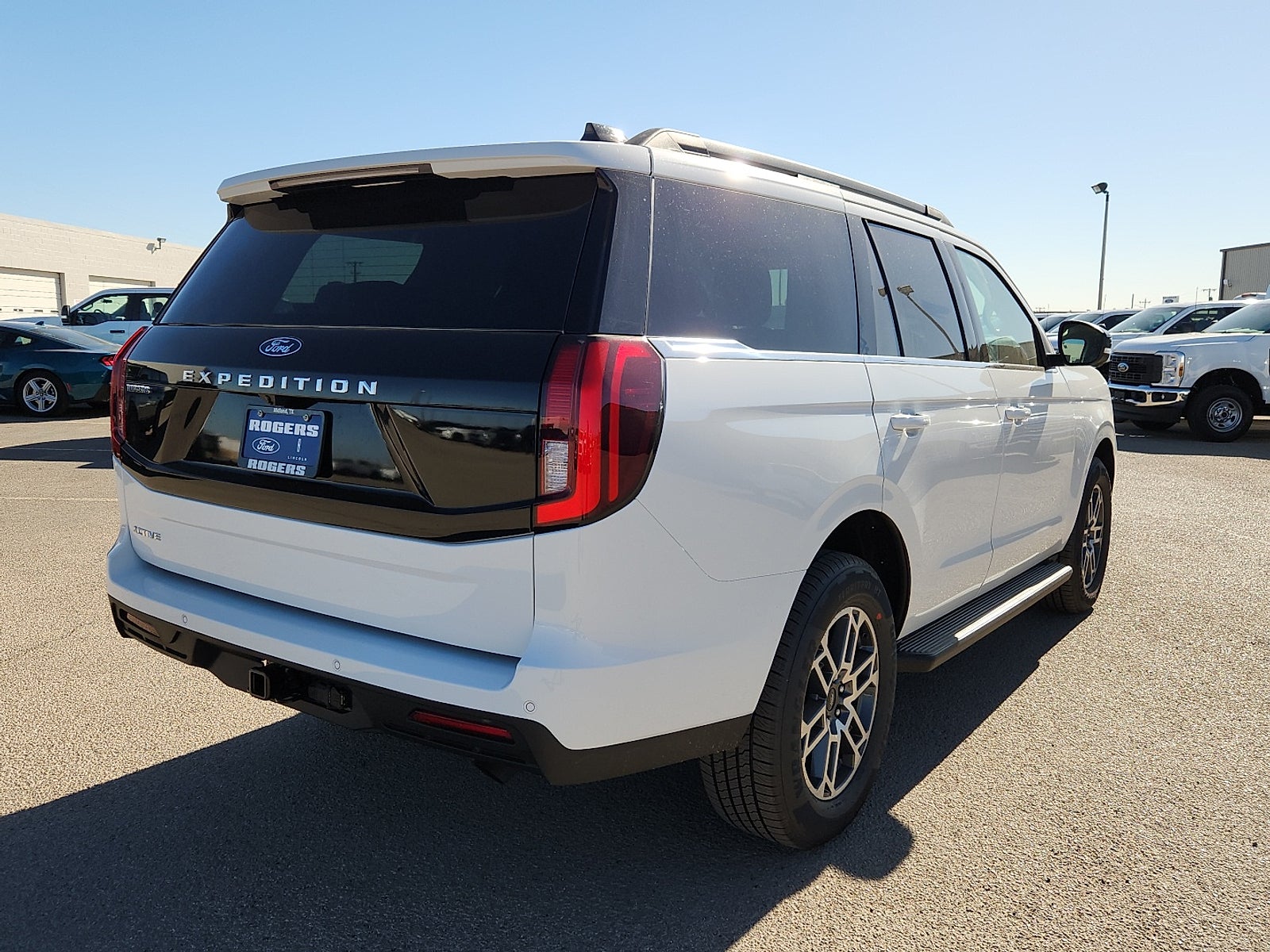 2026 Ford Expedition Active