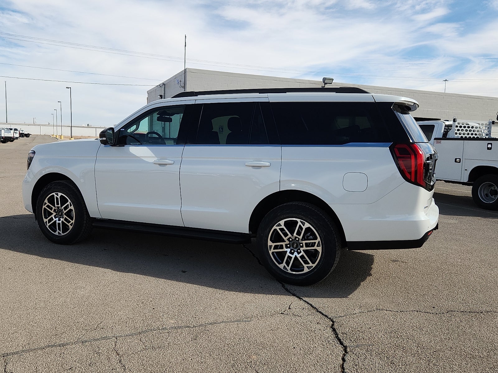 2026 Ford Expedition Active