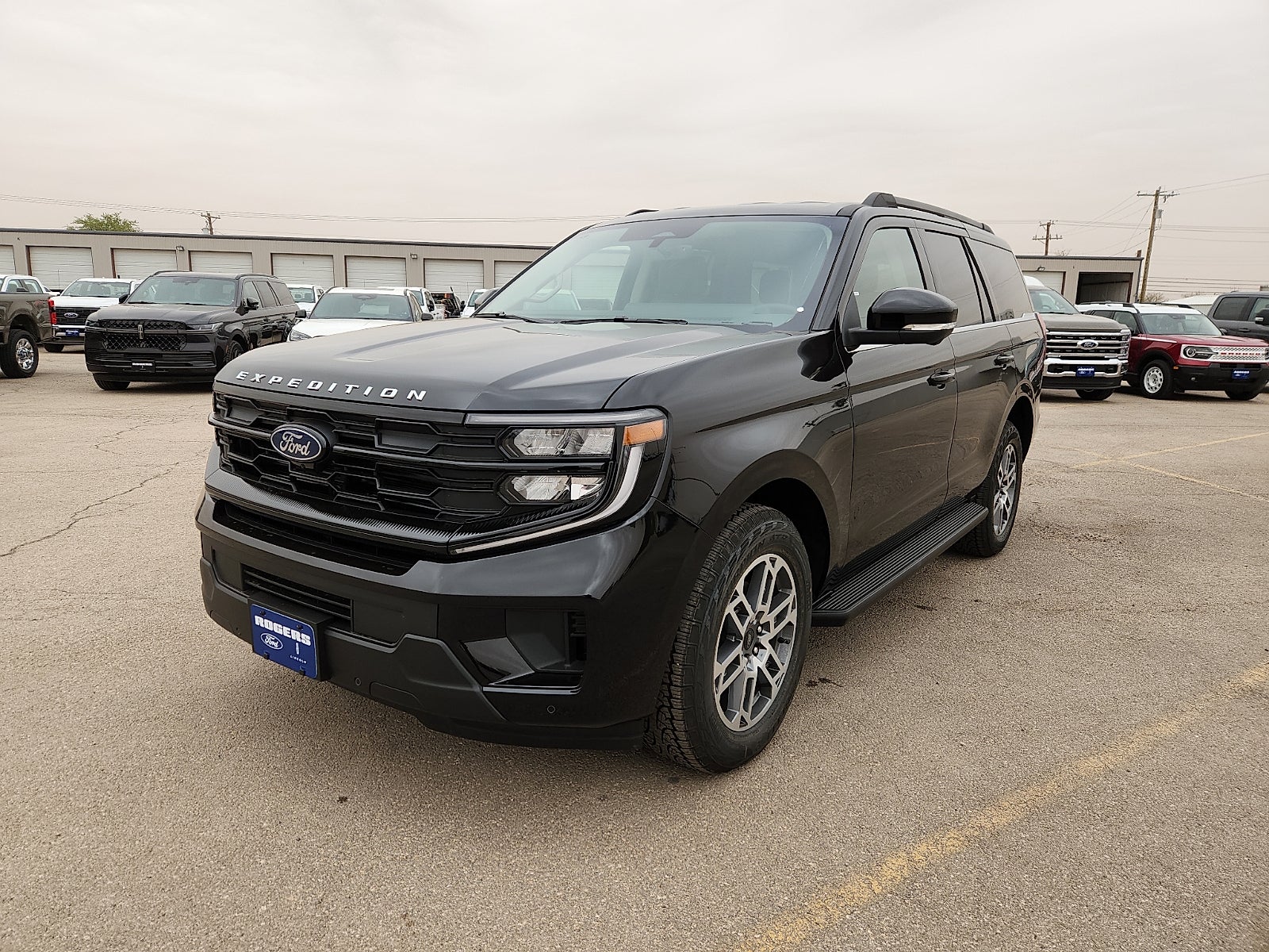 2026 Ford Expedition Active