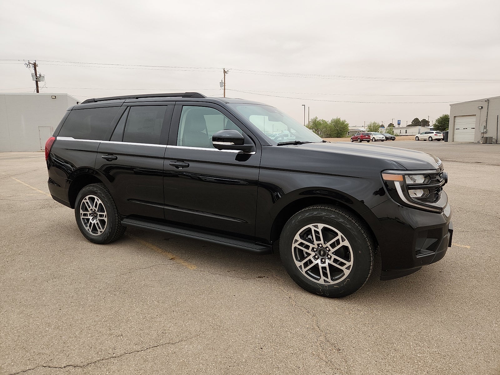 2026 Ford Expedition Active