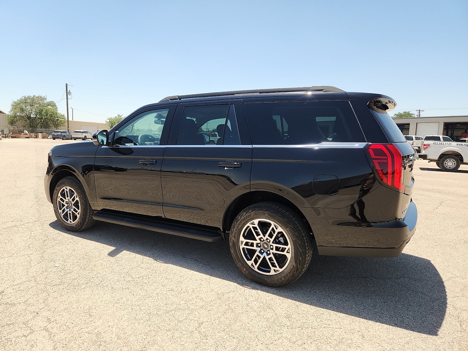 2026 Ford Expedition Active
