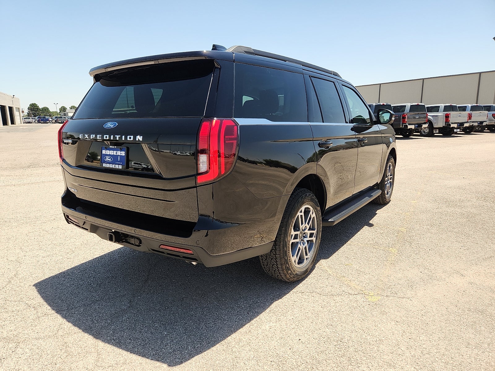2026 Ford Expedition Active