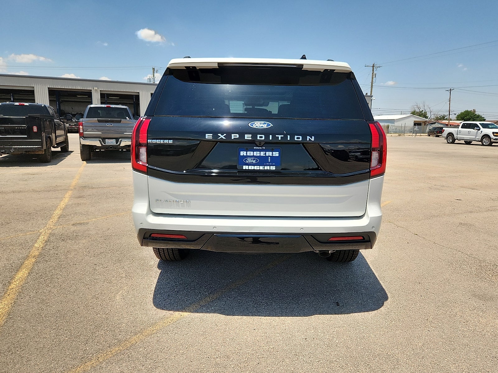 2027 Ford Expedition Platinum