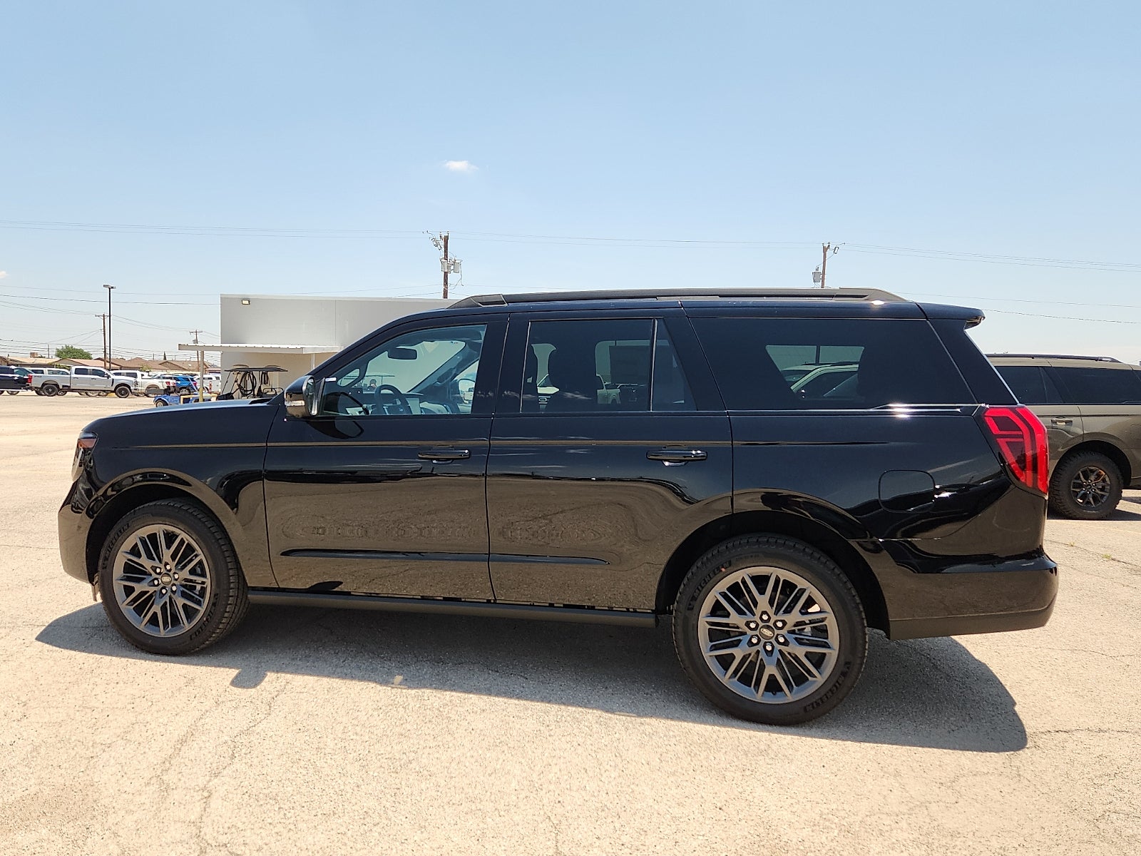 2027 Ford Expedition Platinum