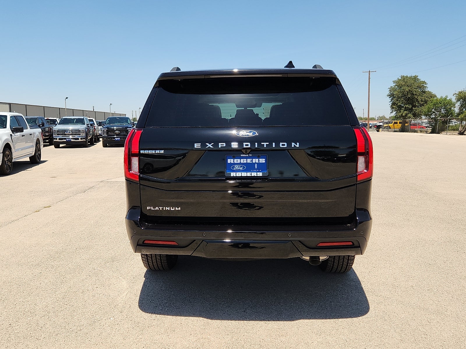 2027 Ford Expedition Platinum