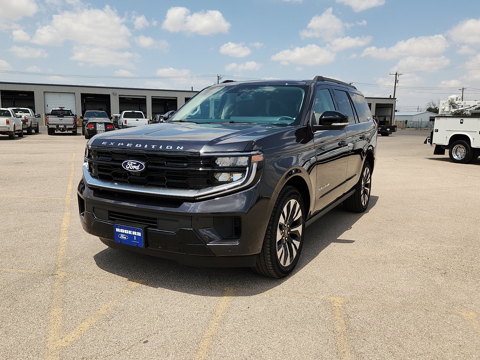 2027 Ford Expedition Platinum