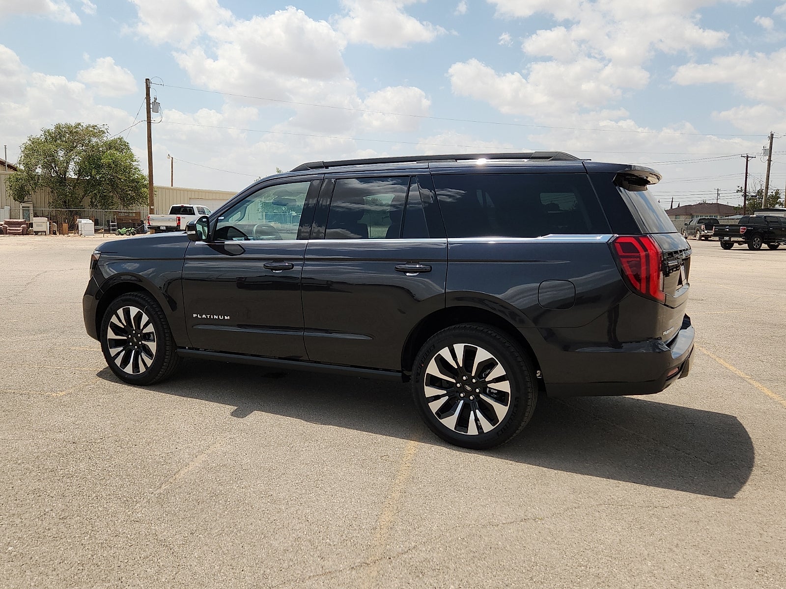 2027 Ford Expedition Platinum
