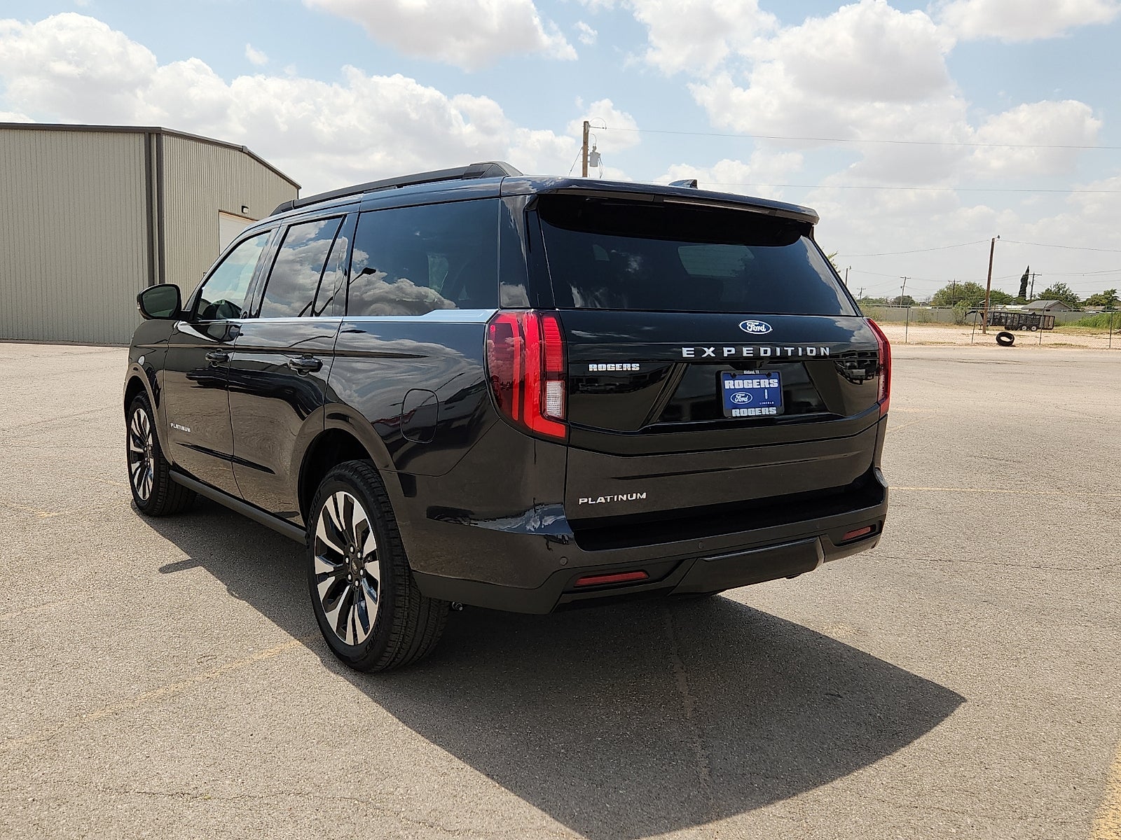 2027 Ford Expedition Platinum