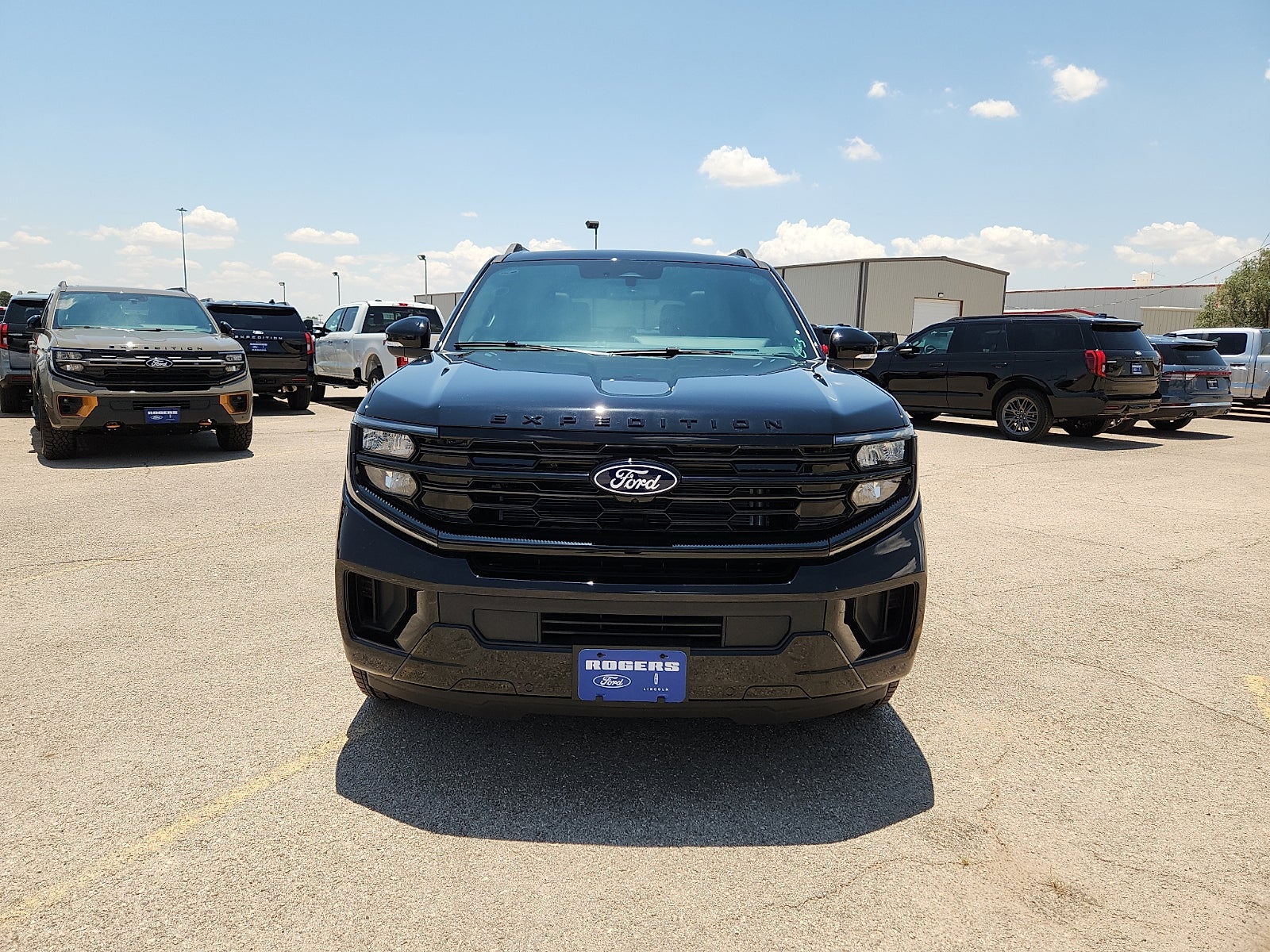2027 Ford Expedition Platinum
