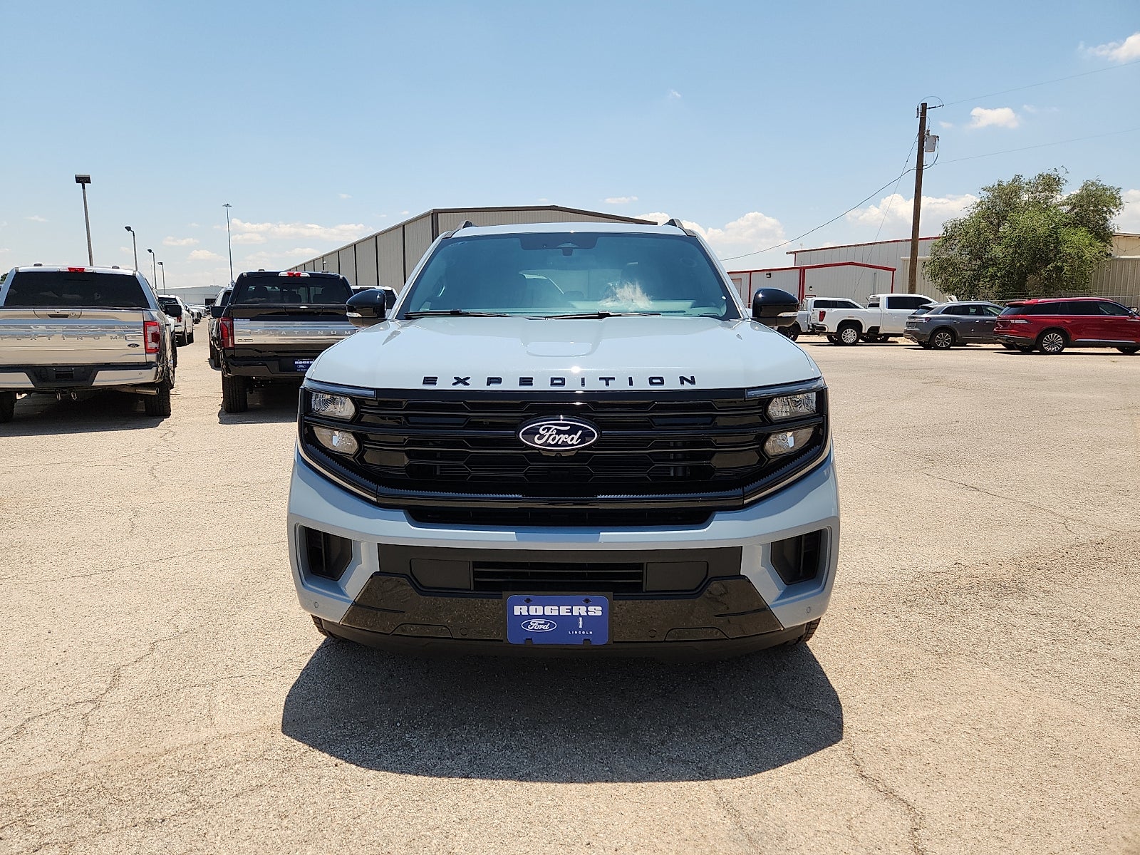2027 Ford Expedition Platinum