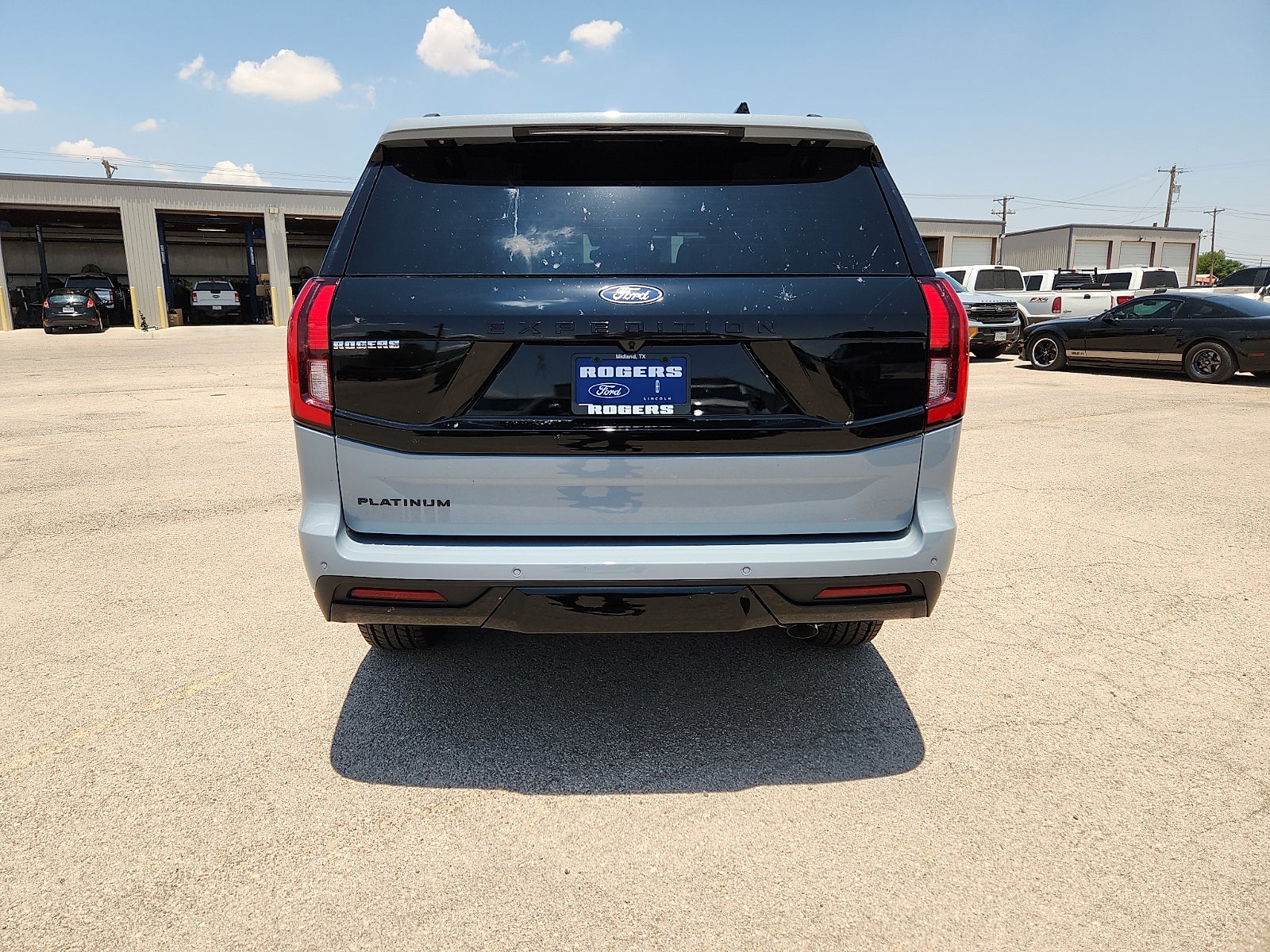 2027 Ford Expedition Platinum