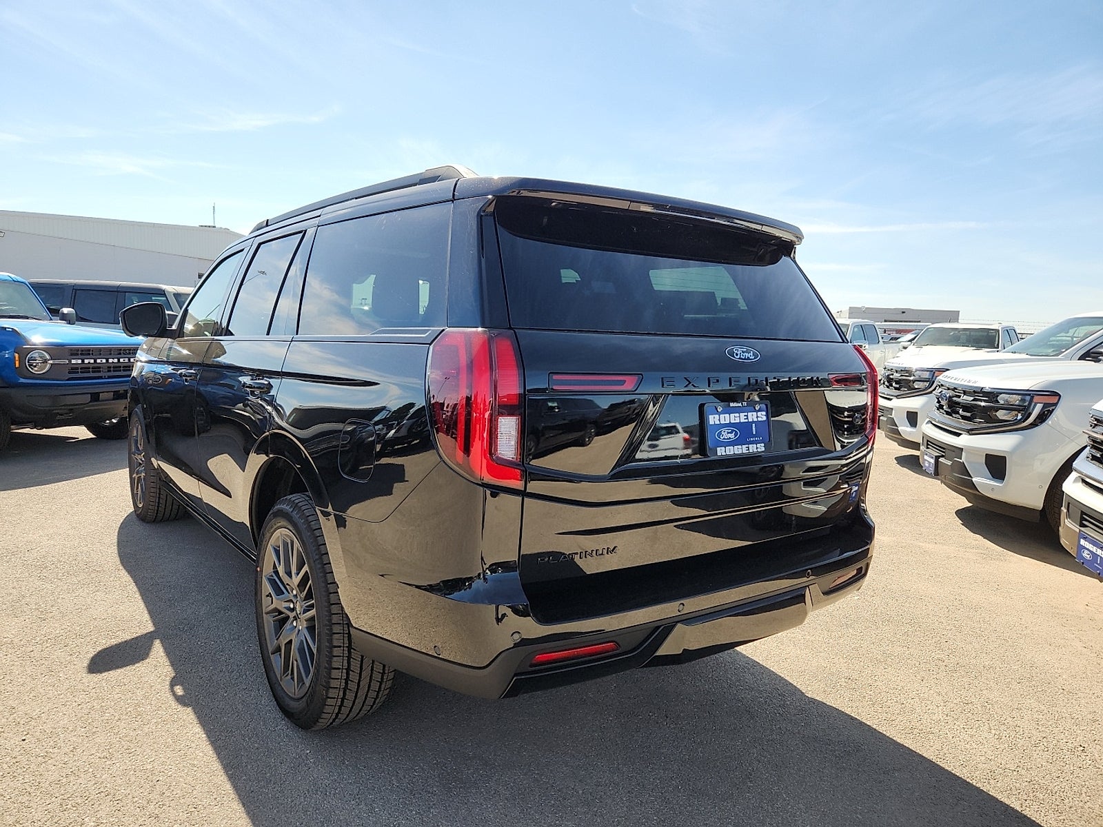 2025 Ford Expedition Platinum