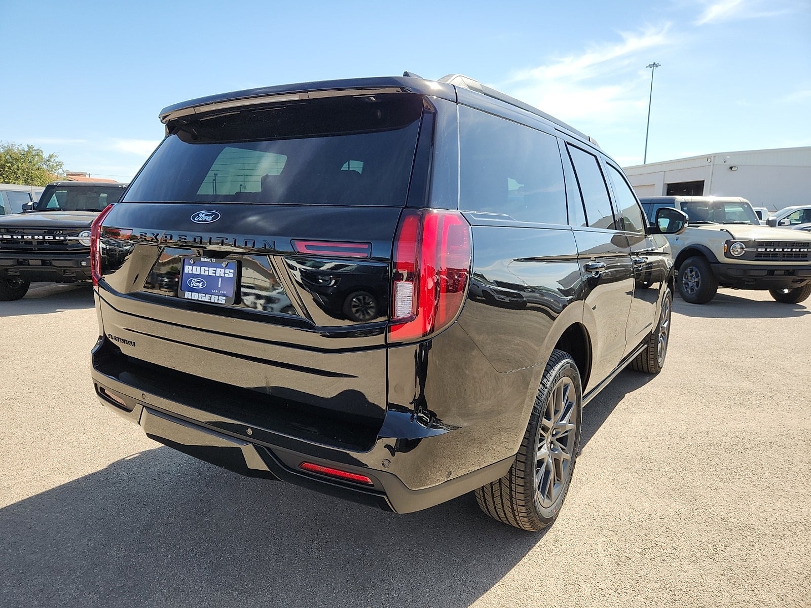 2025 Ford Expedition Platinum