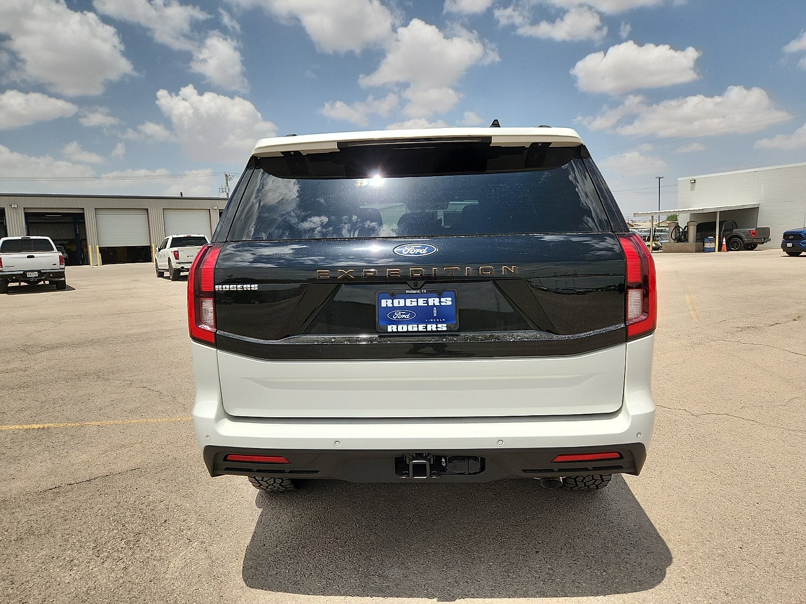 2027 Ford Expedition Tremor