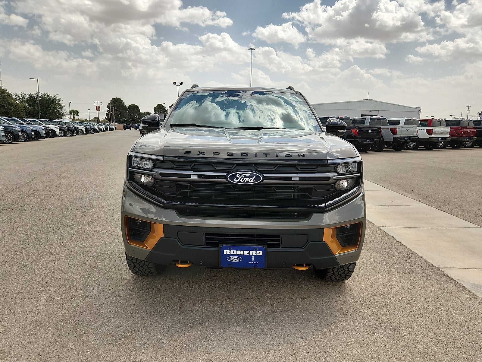 2027 Ford Expedition Tremor