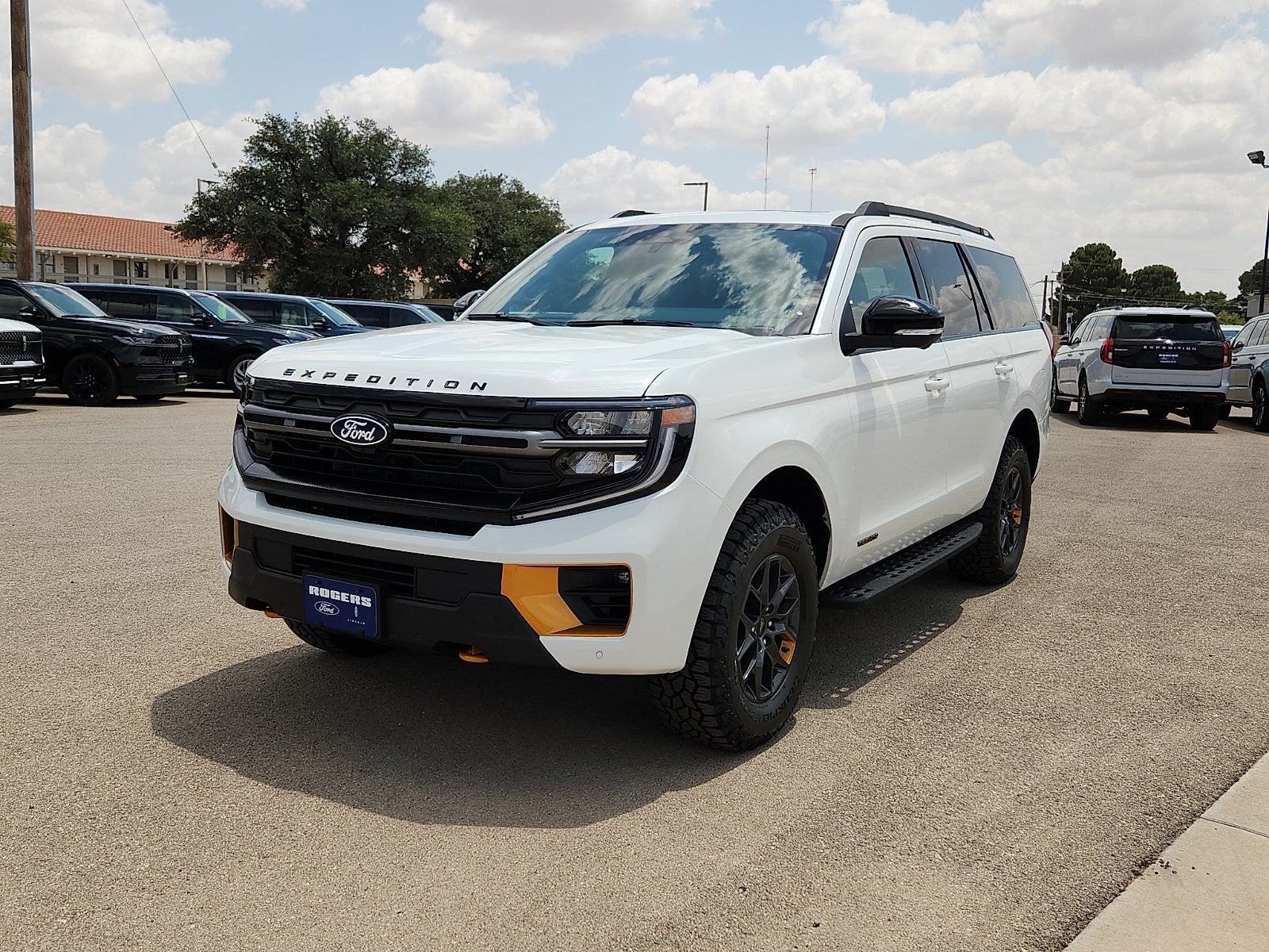 2027 Ford Expedition Tremor