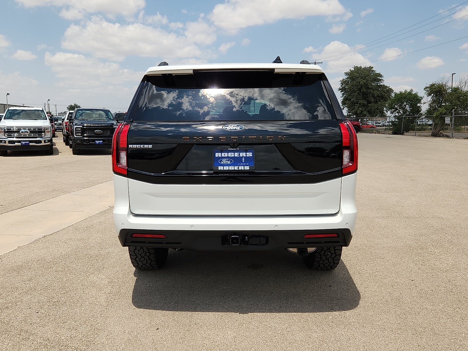2027 Ford Expedition Tremor