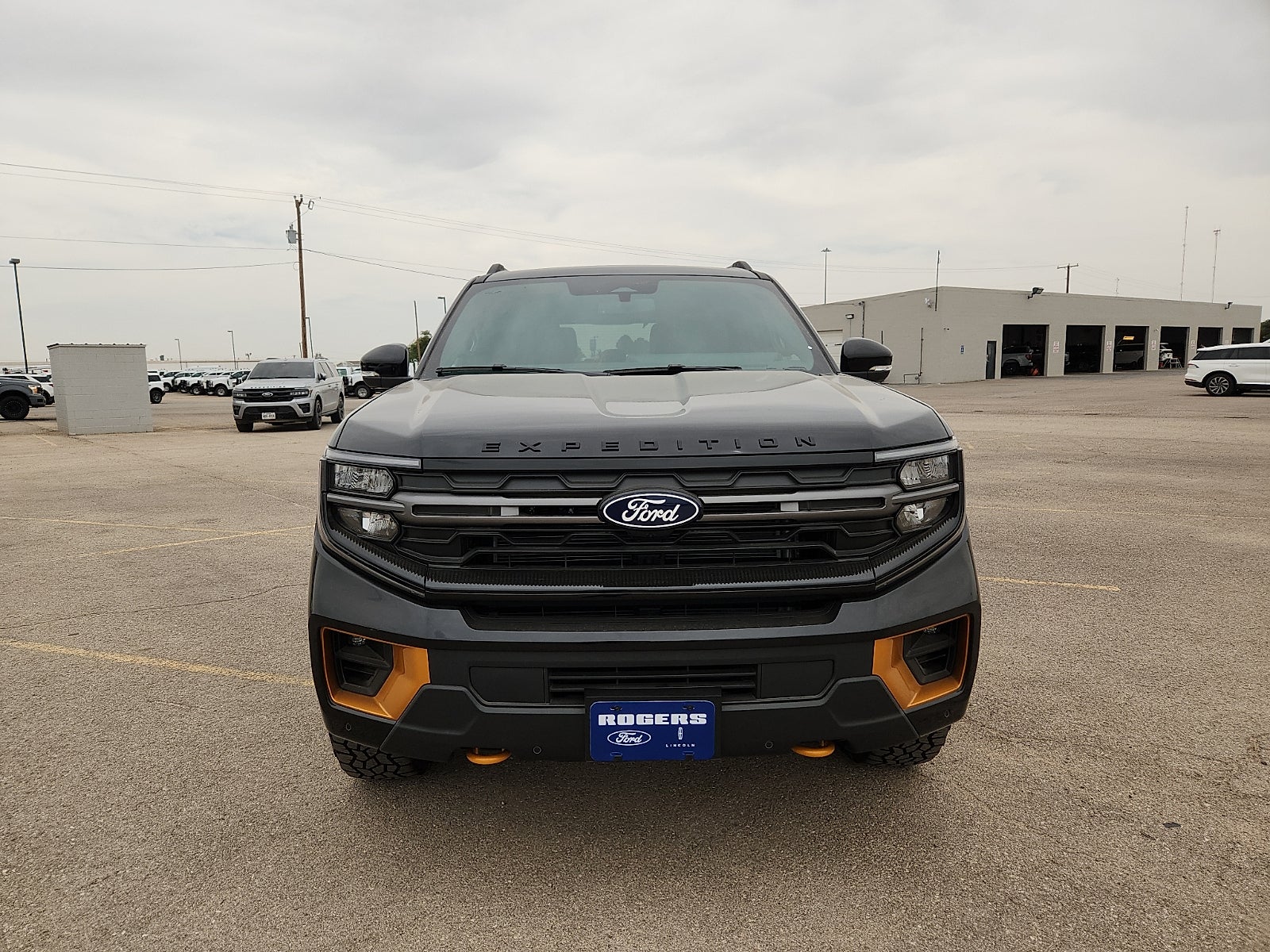 2027 Ford Expedition Tremor