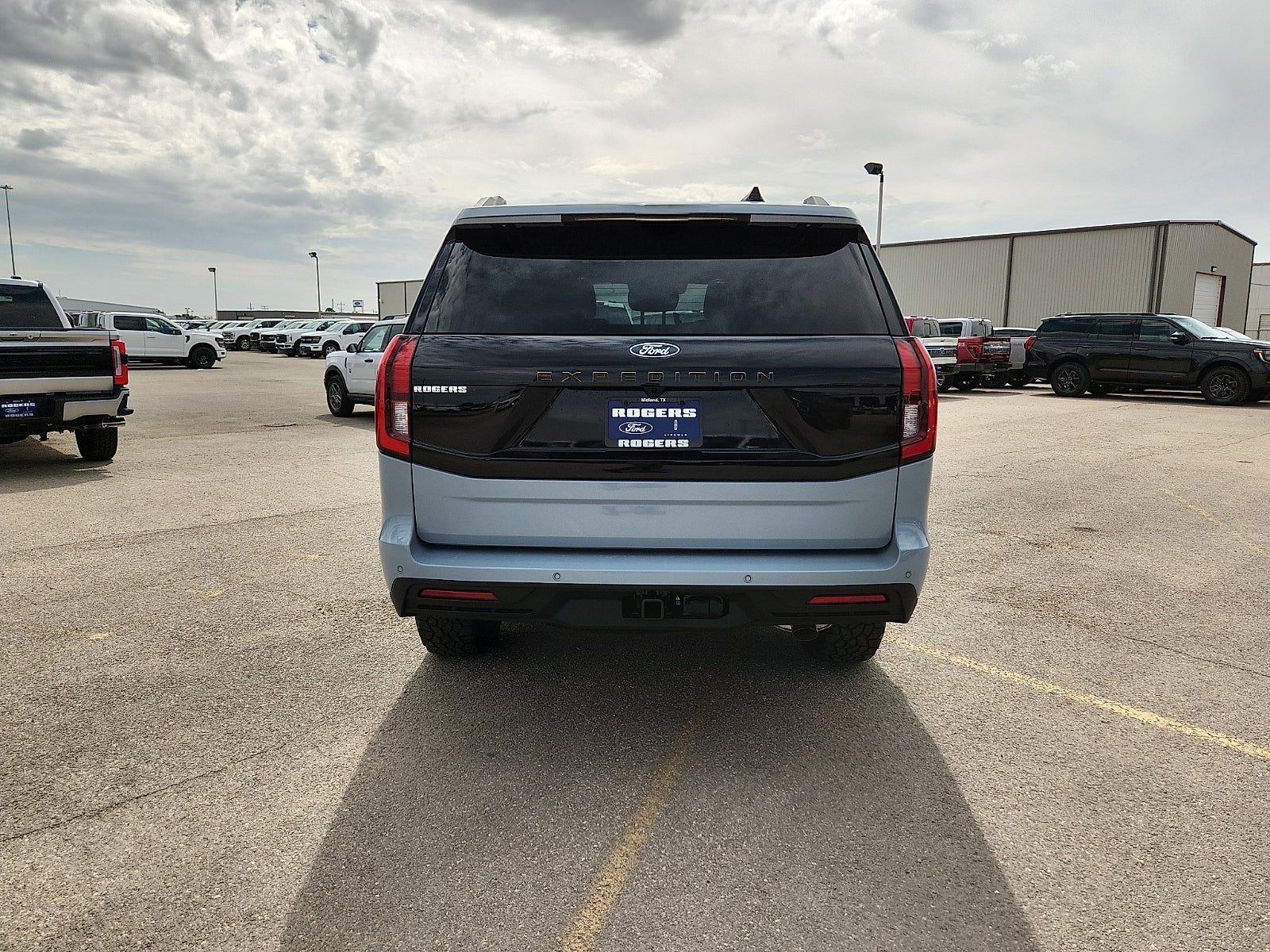 2027 Ford Expedition Tremor