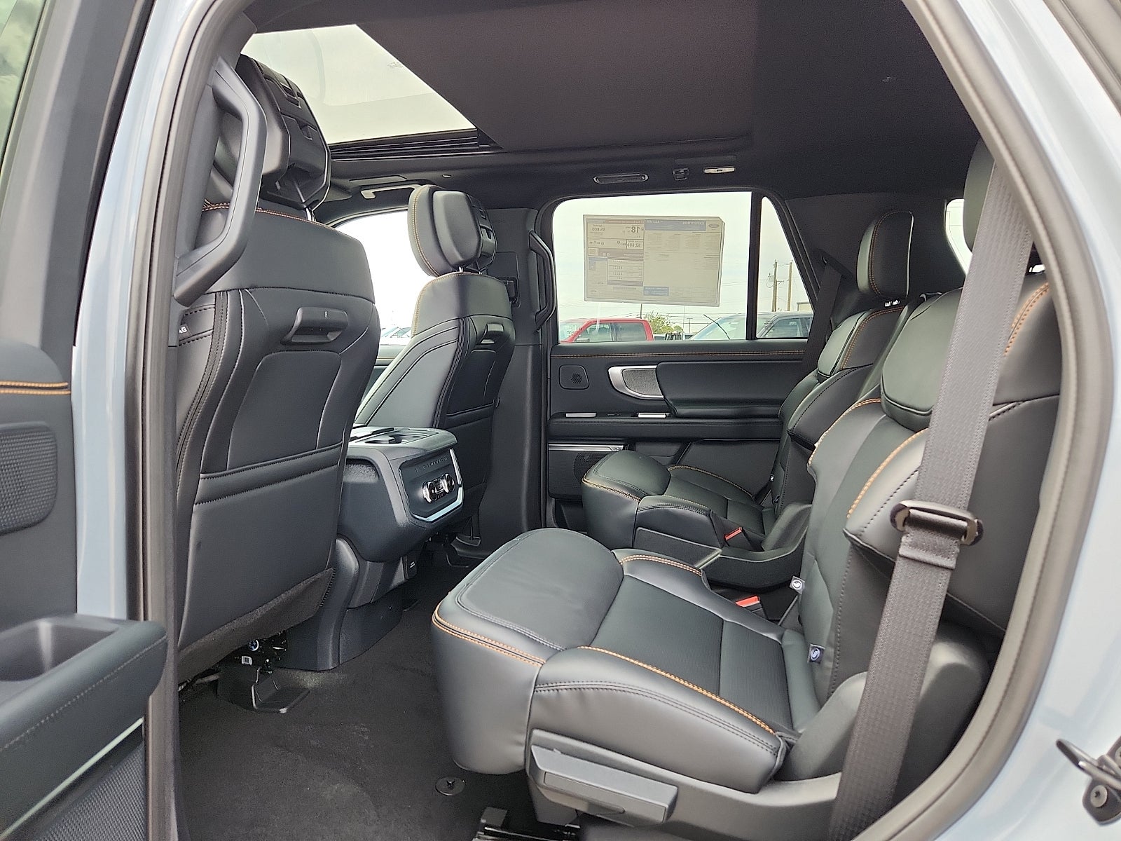 2027 Ford Expedition Tremor