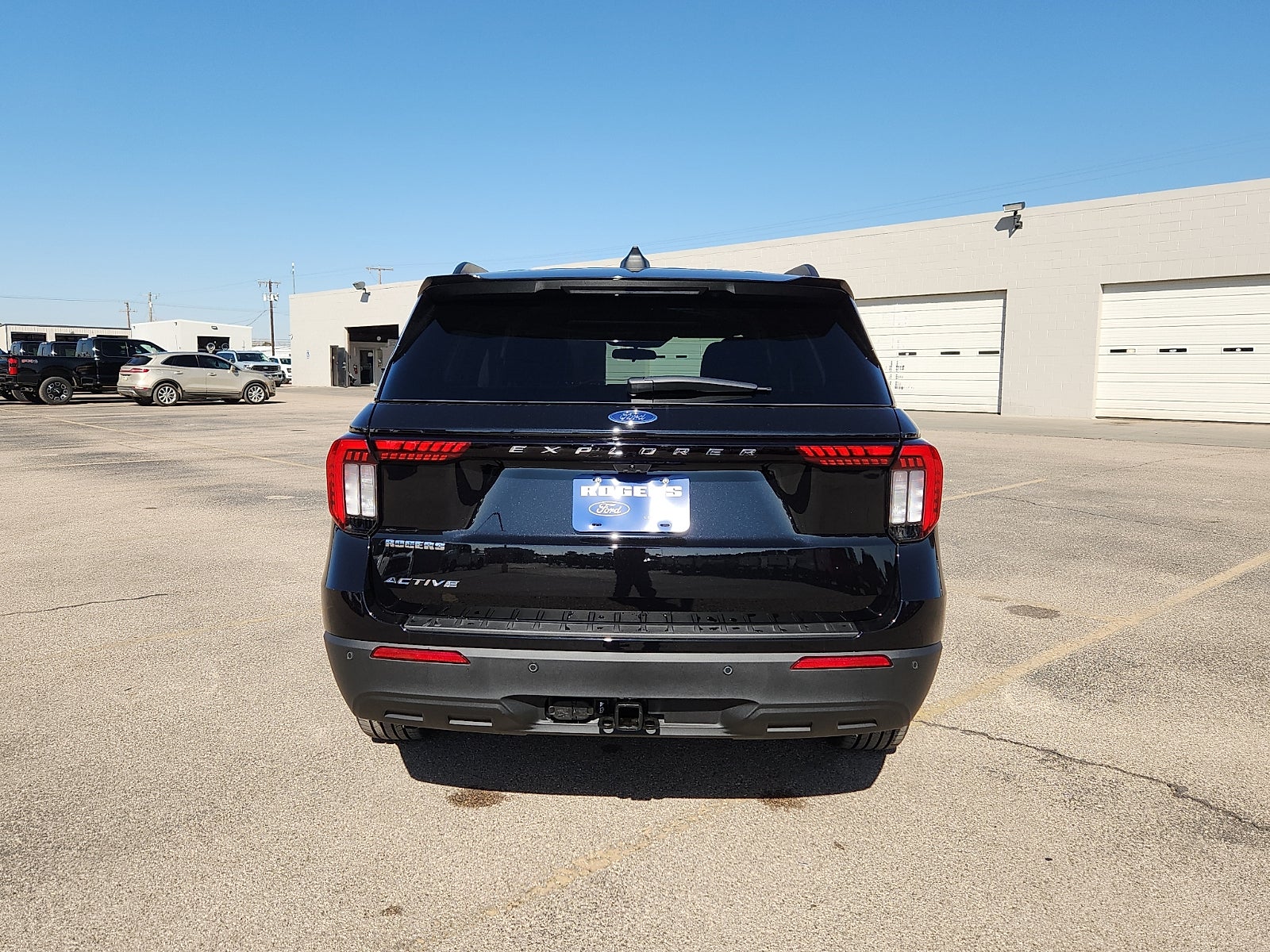 2026 Ford Explorer Active w/200A Pkg