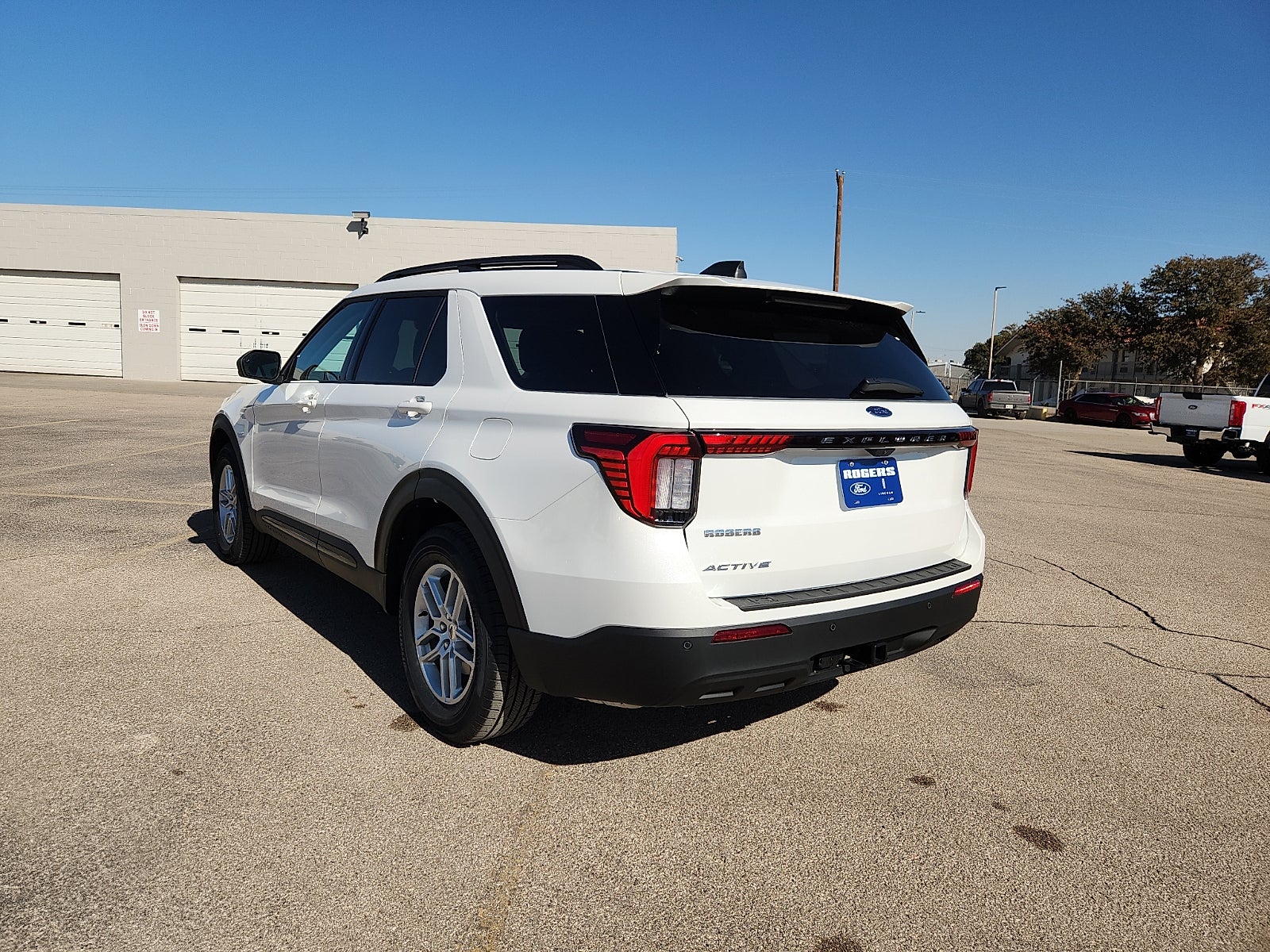 2026 Ford Explorer Active w/200A Pkg