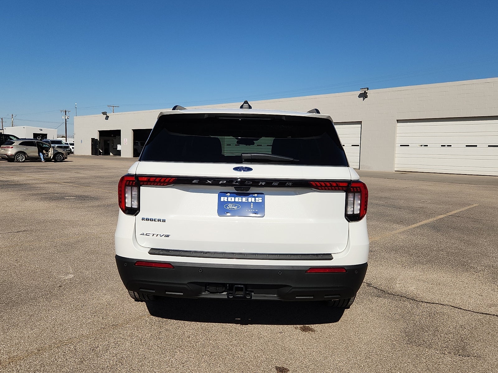 2026 Ford Explorer Active w/200A Pkg