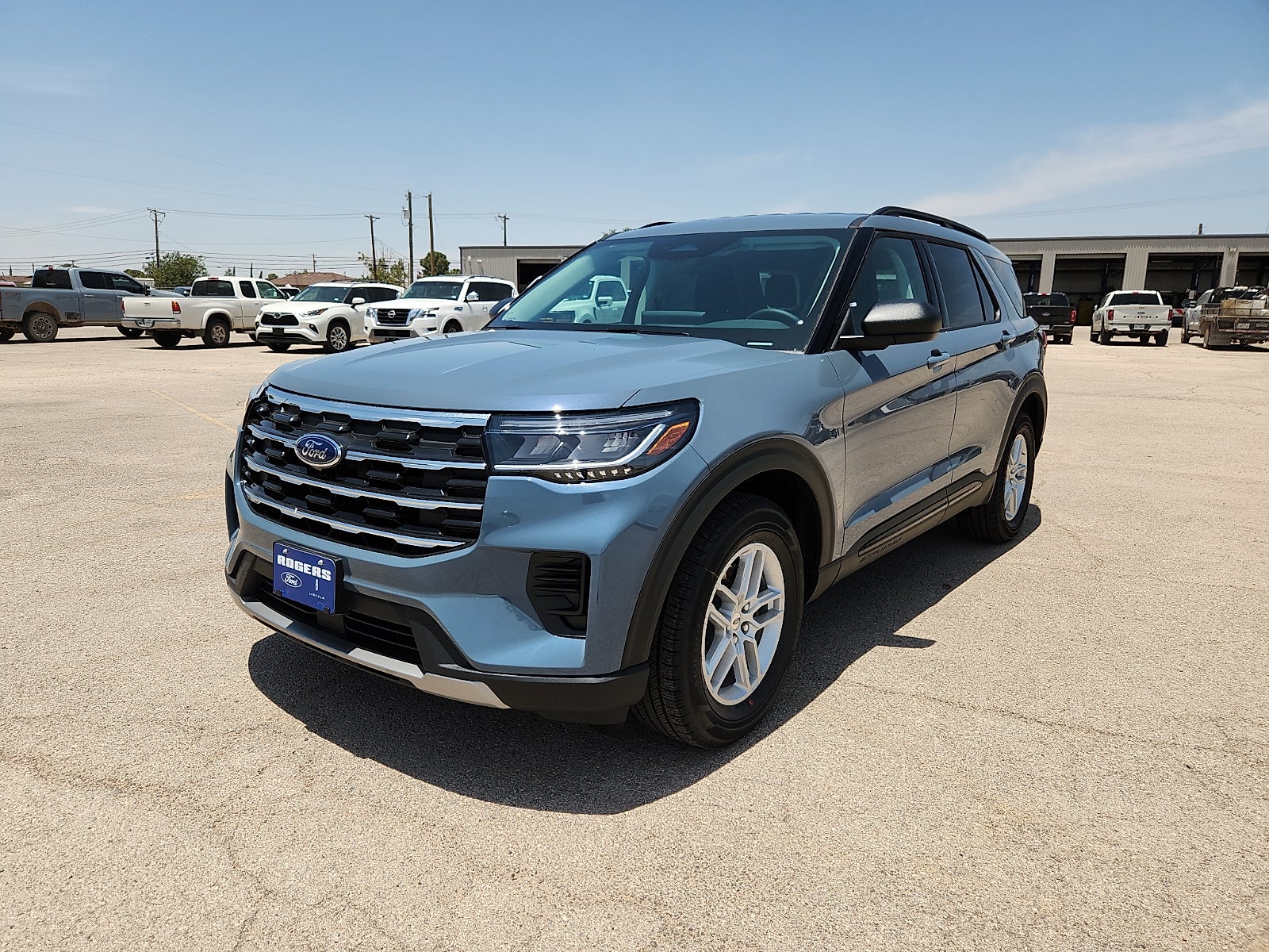2026 Ford Explorer Active w/200A Pkg