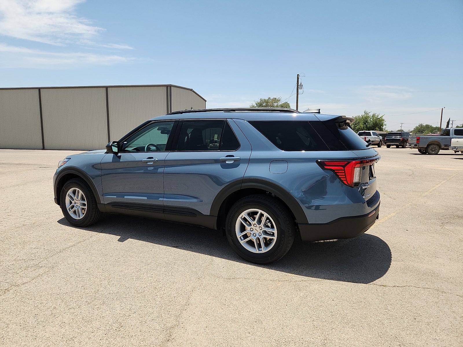 2026 Ford Explorer Active w/200A Pkg