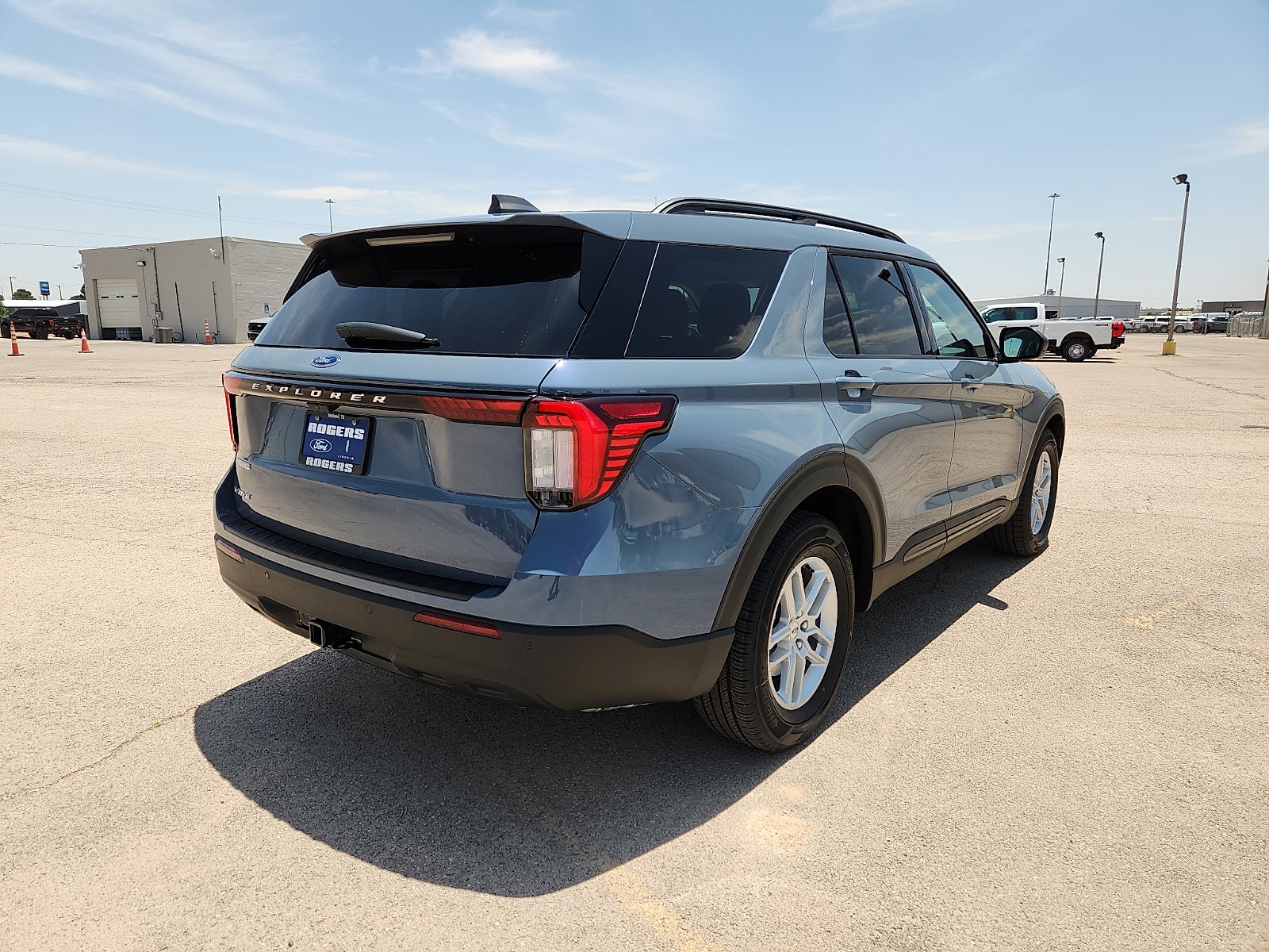 2026 Ford Explorer Active w/200A Pkg