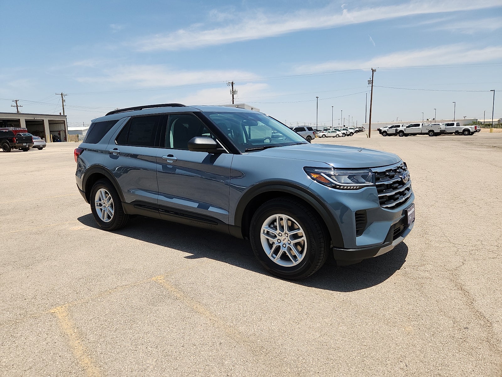 2026 Ford Explorer Active w/200A Pkg