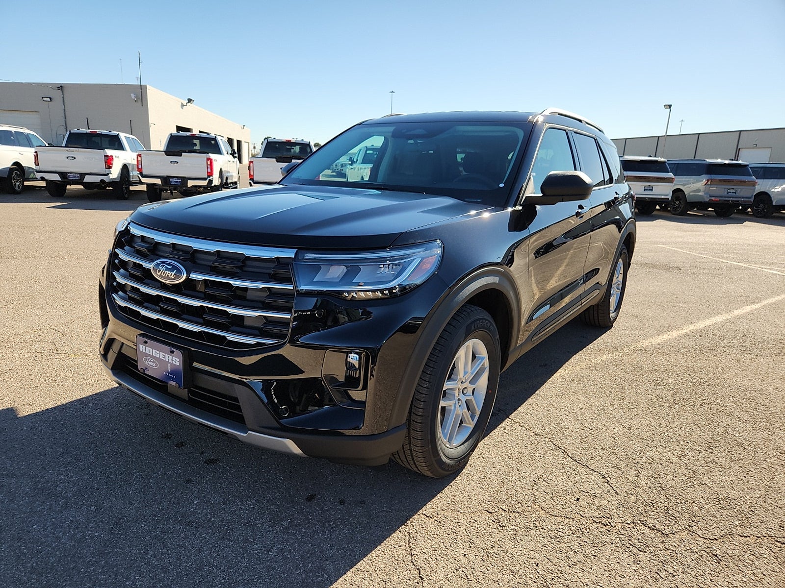 2026 Ford Explorer Active w/200A Pkg