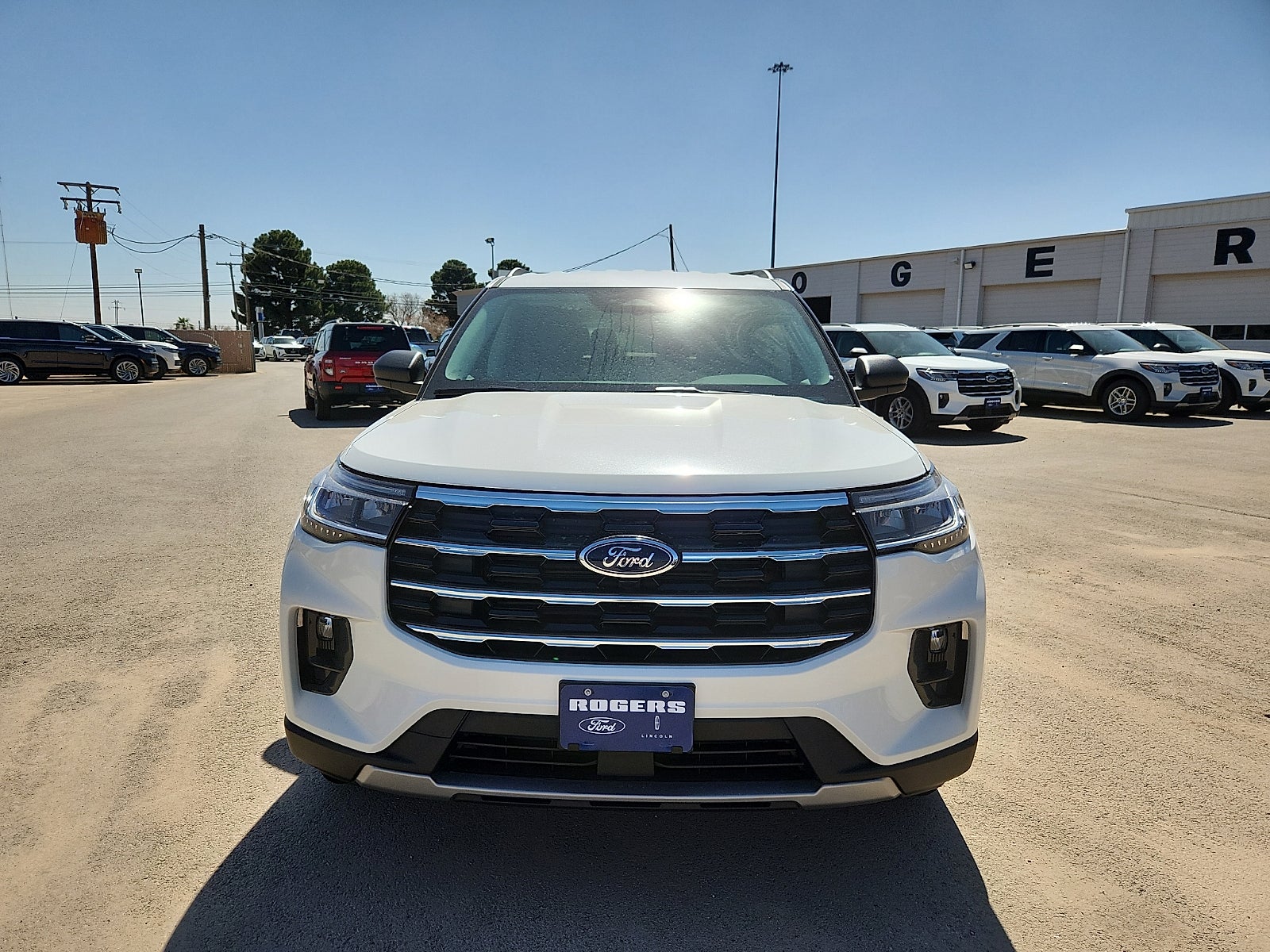 2026 Ford Explorer Active w/200A Pkg