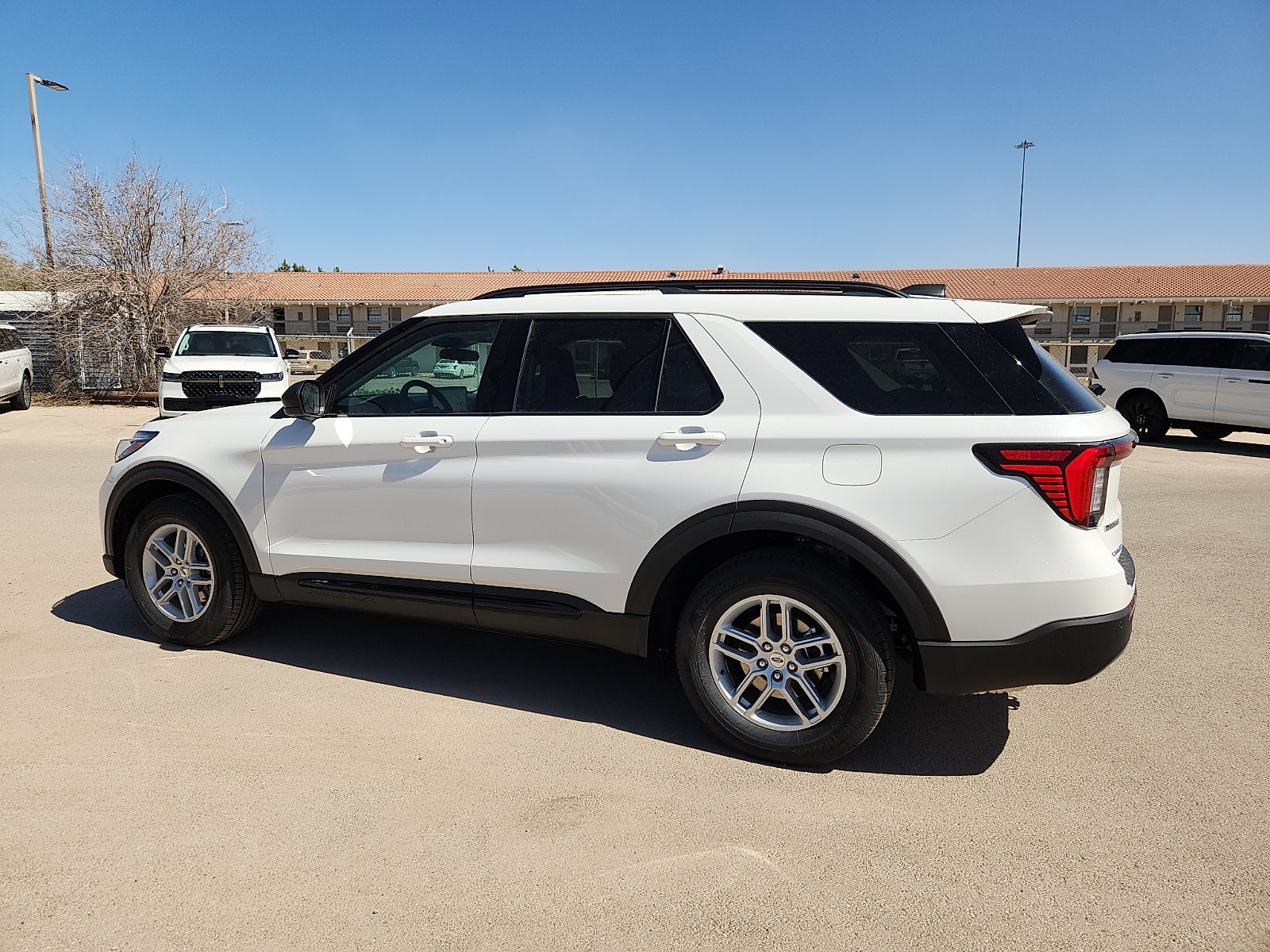 2026 Ford Explorer Active w/200A Pkg