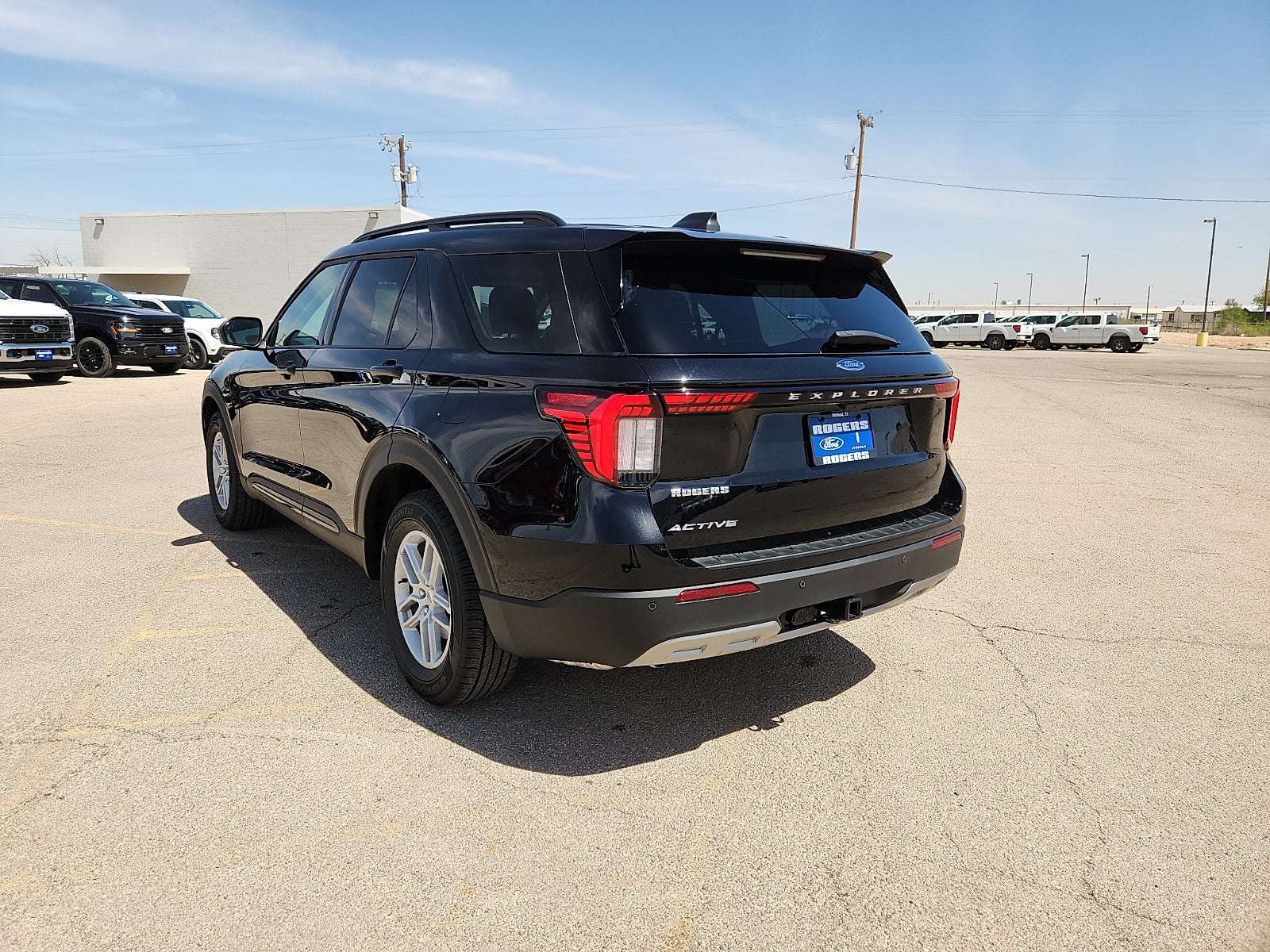 2026 Ford Explorer Active w/200A Pkg