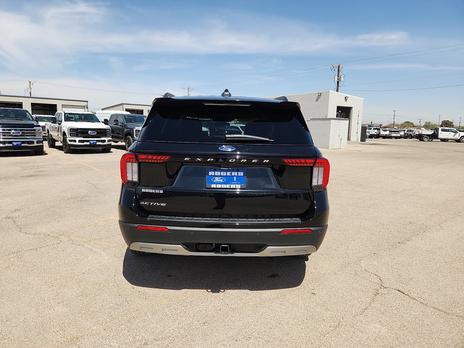 2026 Ford Explorer Active w/200A Pkg