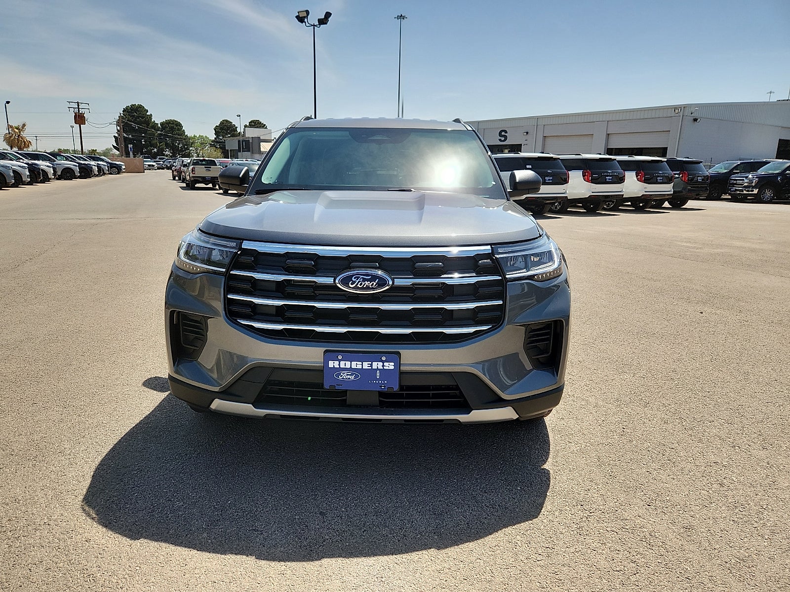 2026 Ford Explorer Active w/200A Pkg