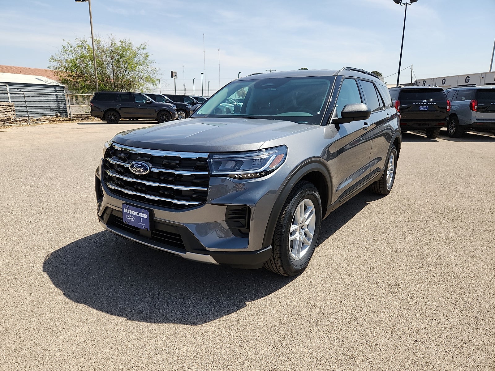 2026 Ford Explorer Active w/200A Pkg