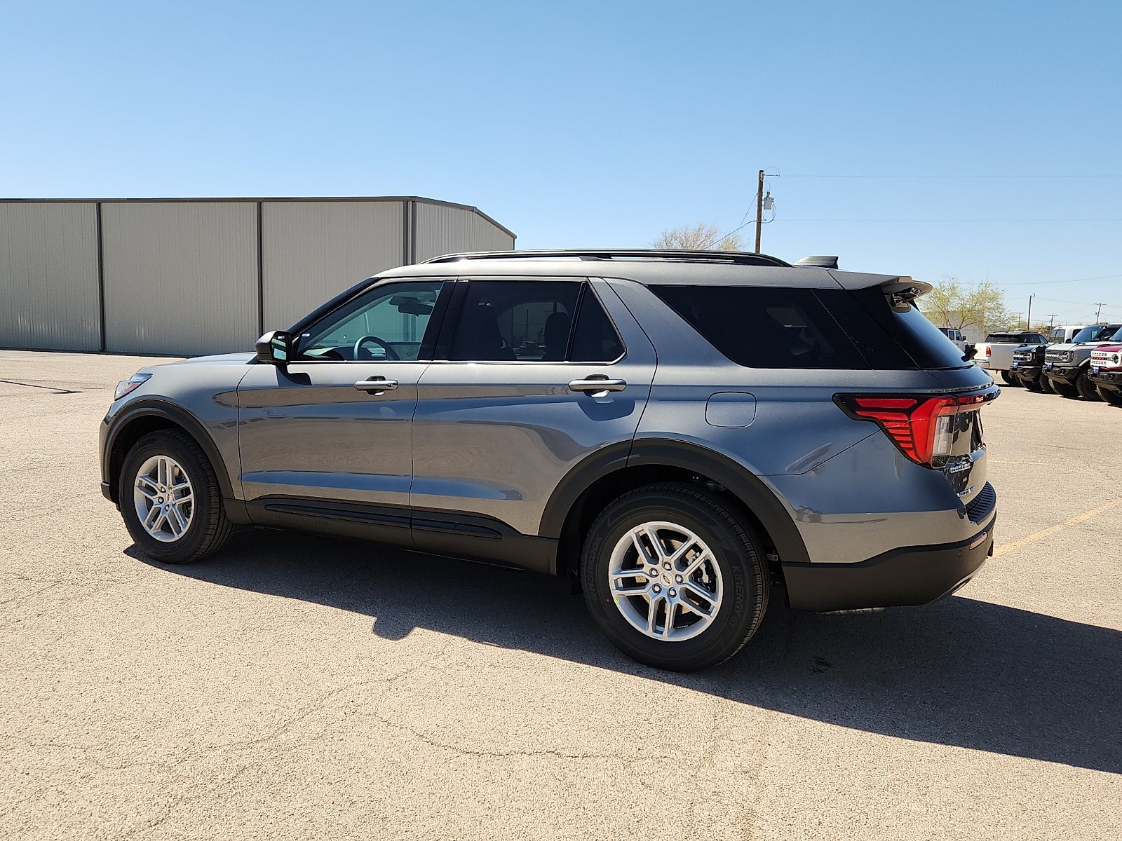 2026 Ford Explorer Active w/200A Pkg